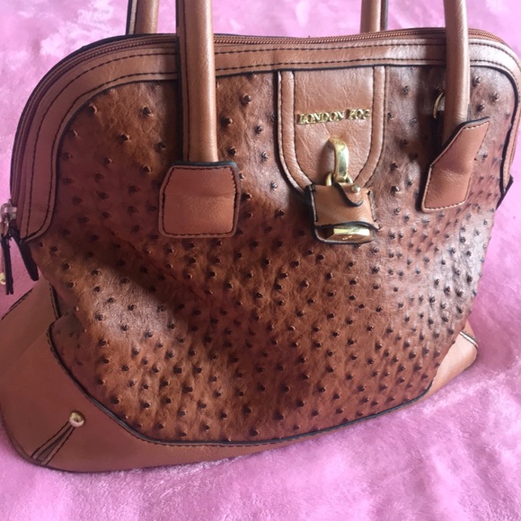 Beautiful London Fog Ostrich print Purse - Picture 2 of 7